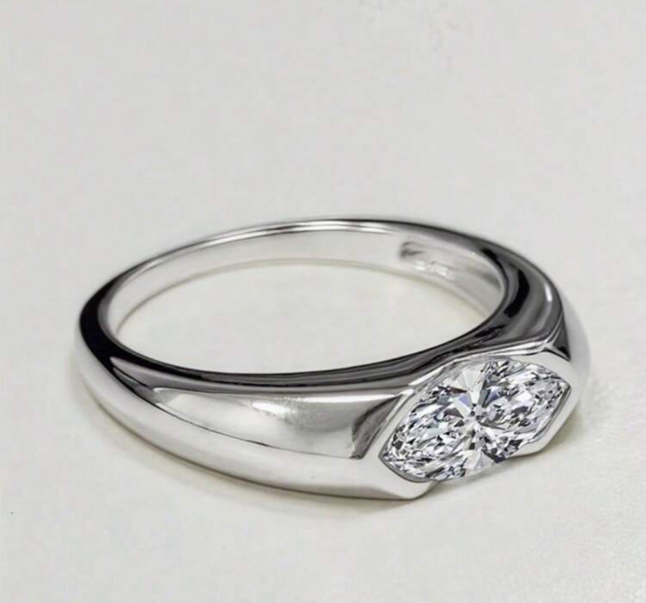 Angel eye ring