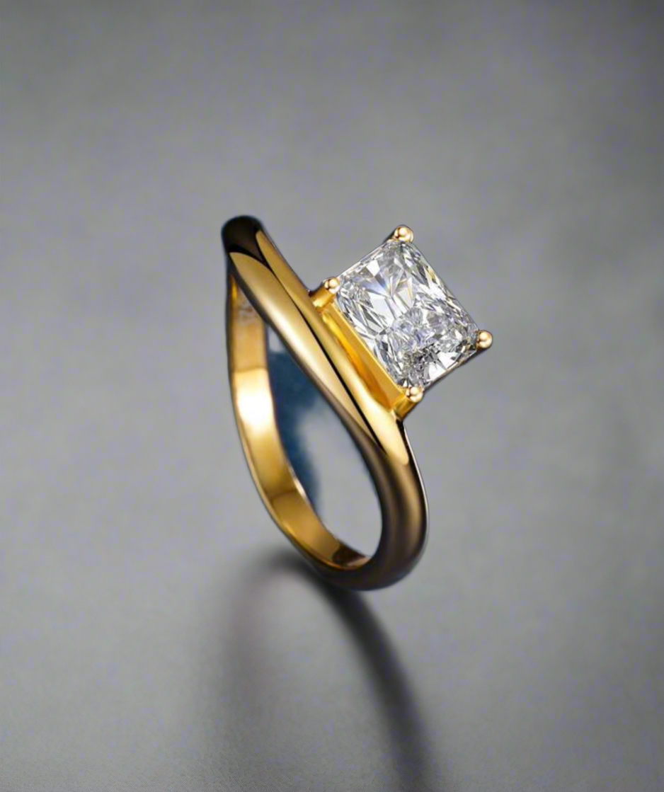 Twisted ring