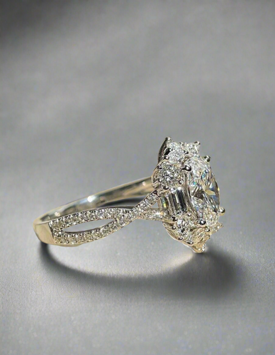 Queen ring
