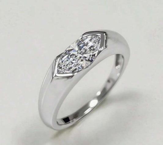 Angel eye ring
