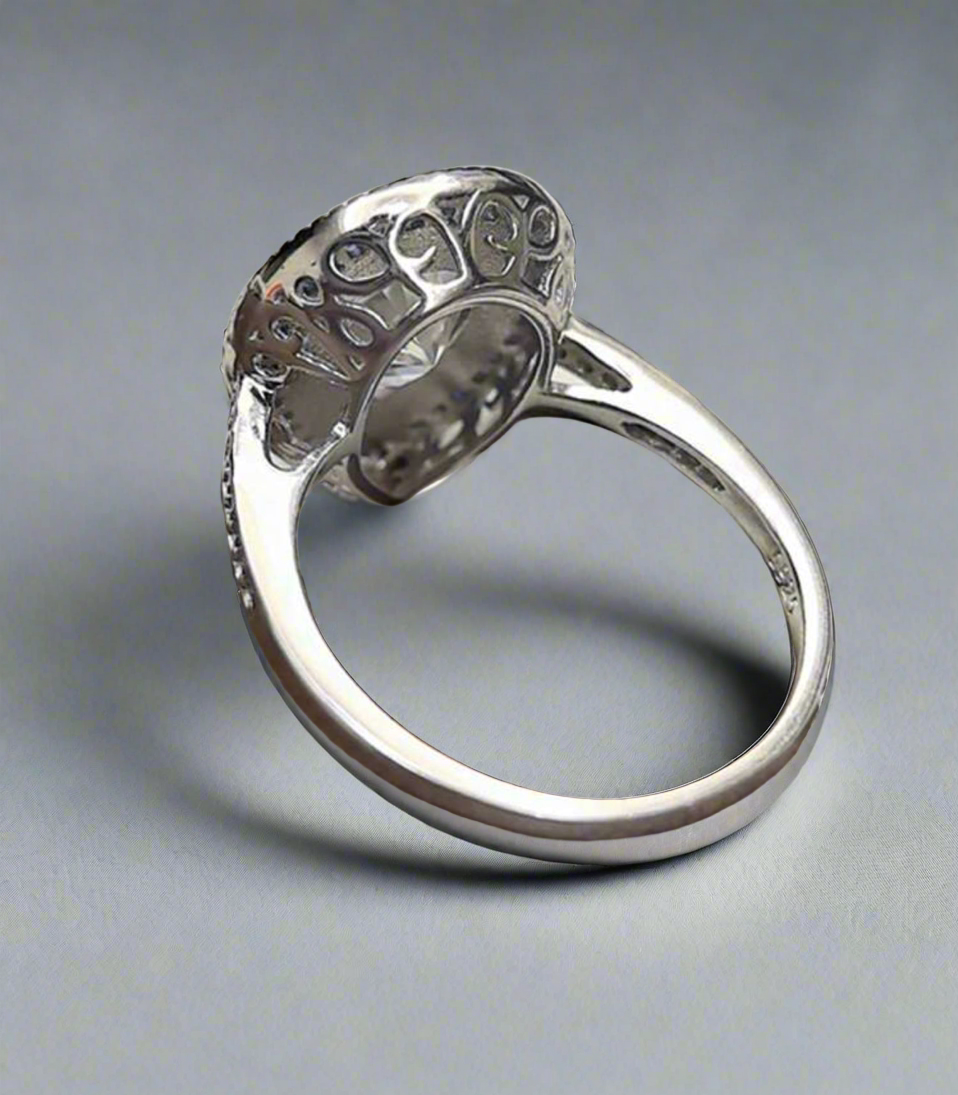 Mysterious ring