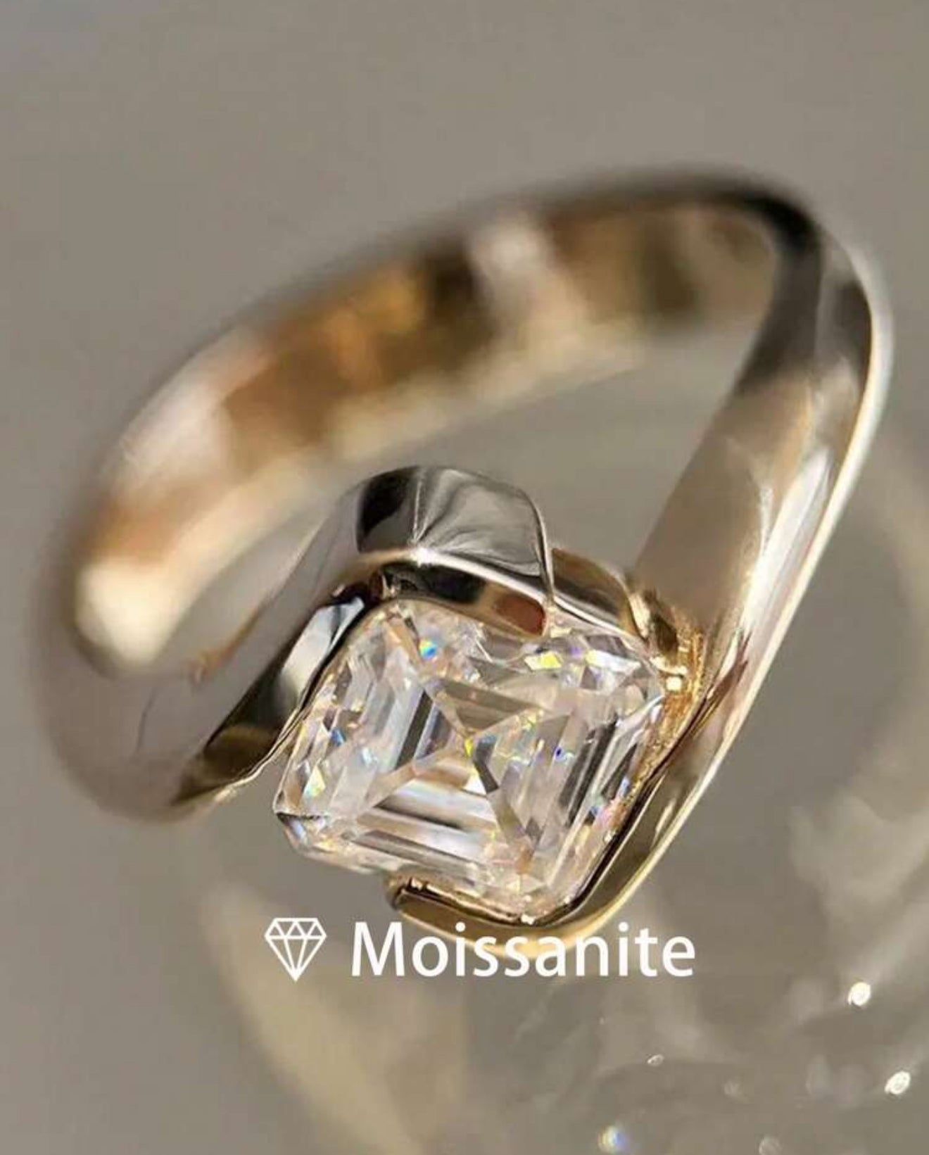 The secret ring
