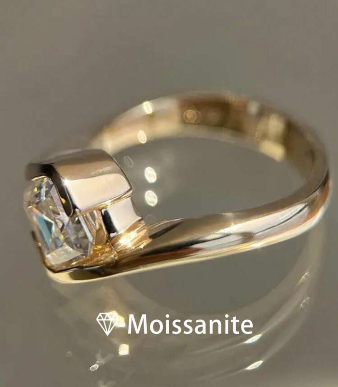The secret ring